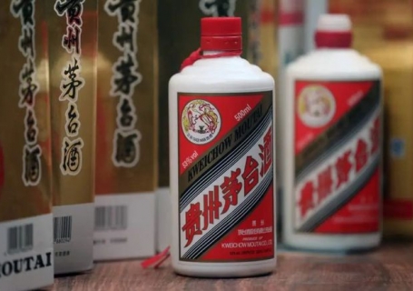 哈尔滨茅台酒回收哈尔滨市场风云突变：昔日“液体黄金”现价跌回收难