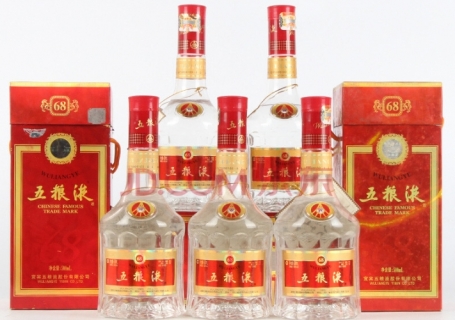 哈尔滨国窖1573和五粮液千元级别白酒哪个更好喝？哈尔滨回收行情价格多少钱？