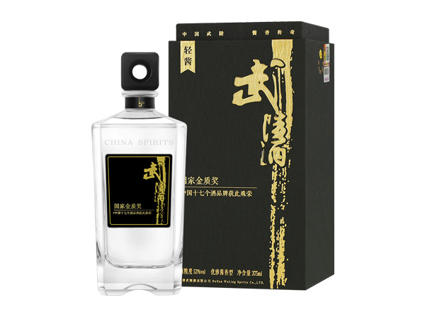 哈尔滨上门回收武陵酒轻酱53度375ml国家金质奖礼盒装